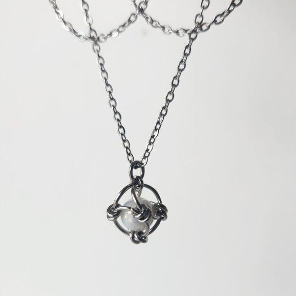 Victorian antique white pearl chandelier necklace with a small silver chain - Picture 4 of 8